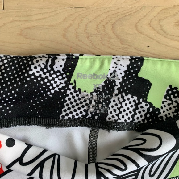 REEBOK - Graphic Print Sport Leggings - Picture 3 of 5